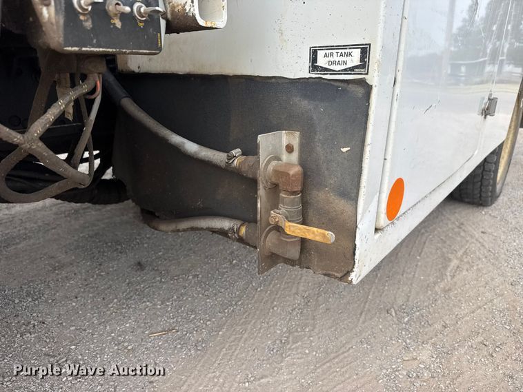 image for item EM8489 2008 Ford F550 Super Duty XL utility / service truck