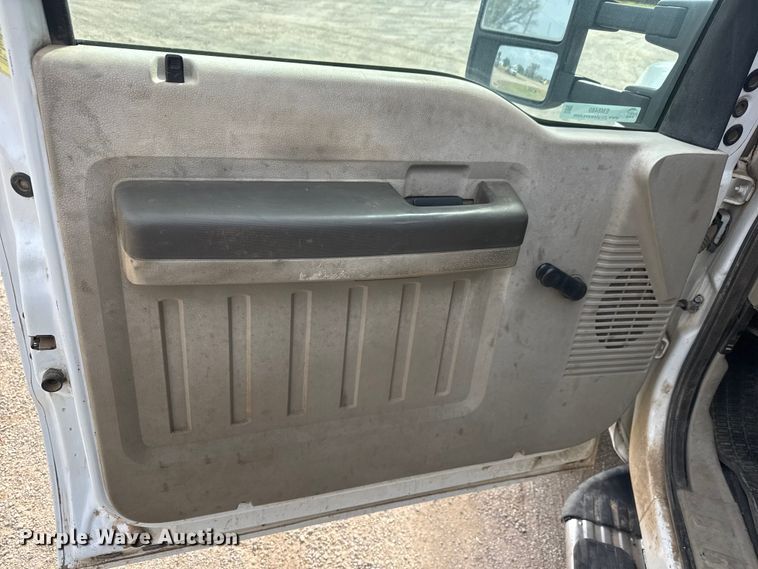 image for item EM8489 2008 Ford F550 Super Duty XL utility / service truck
