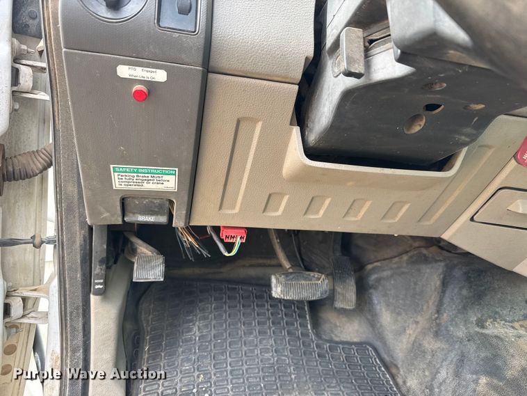 image for item EM8489 2008 Ford F550 Super Duty XL utility / service truck