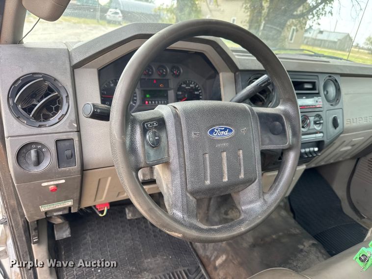 image for item EM8489 2008 Ford F550 Super Duty XL utility / service truck
