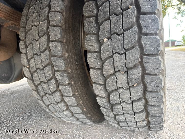 image for item EM8489 2008 Ford F550 Super Duty XL utility / service truck