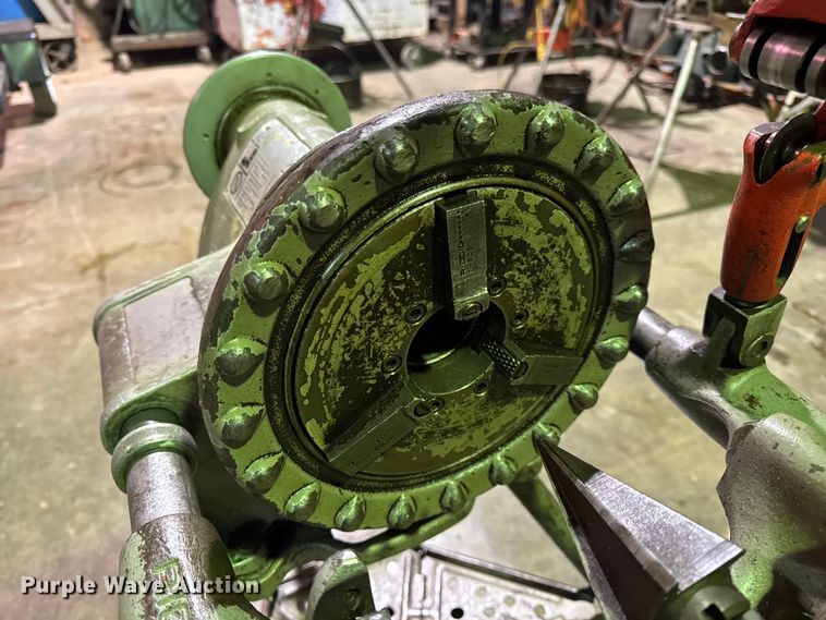 image for item EN0589 Ridgid 300-T2 pipe threader