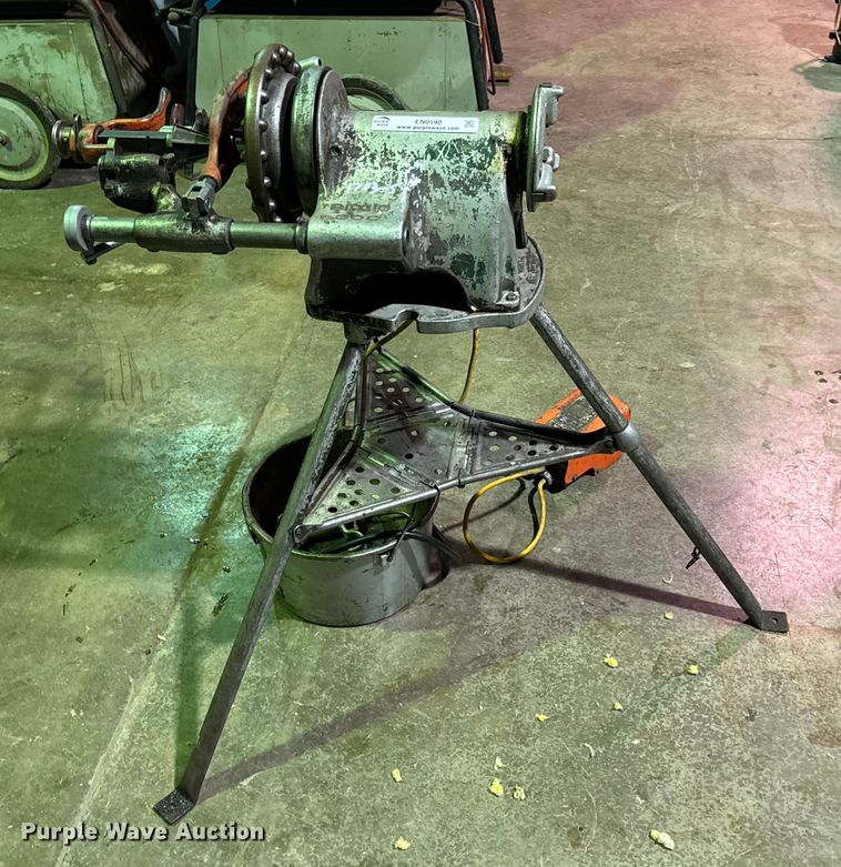 image for item EN0590 Ridgid 300 pipe threader