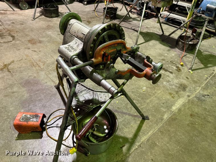 image for item EN0590 Ridgid 300 pipe threader