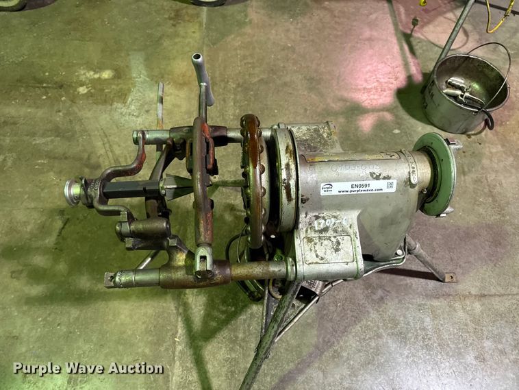 image for item EN0591 Ridgid 300-T2 pipe threader