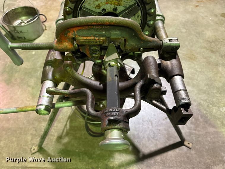 image for item EN0591 Ridgid 300-T2 pipe threader