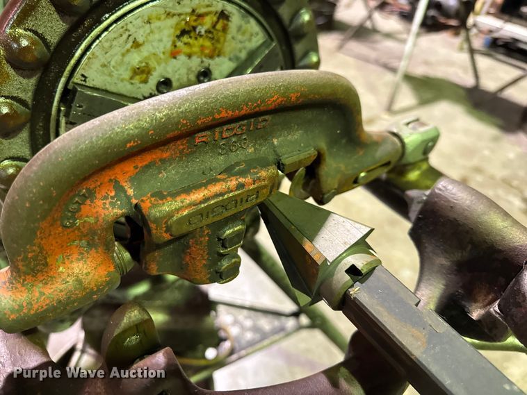 image for item EN0591 Ridgid 300-T2 pipe threader