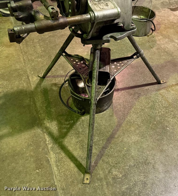 image for item EN0591 Ridgid 300-T2 pipe threader