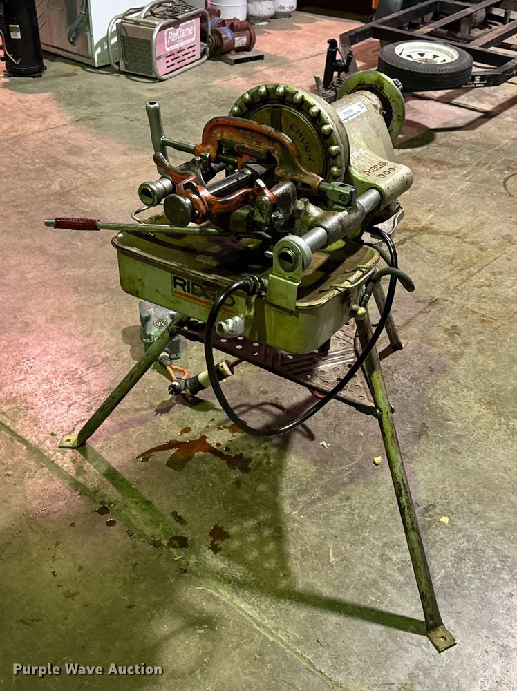 image for item EN0593 Ridgid 300 pipe threader