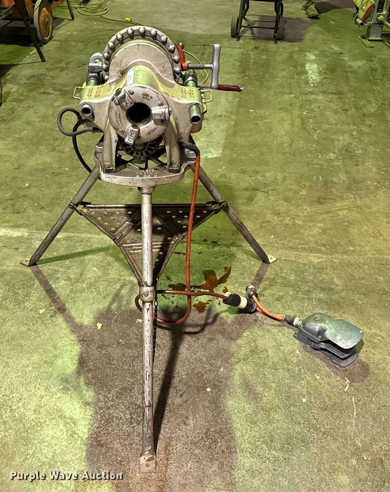 image for item EN0593 Ridgid 300 pipe threader