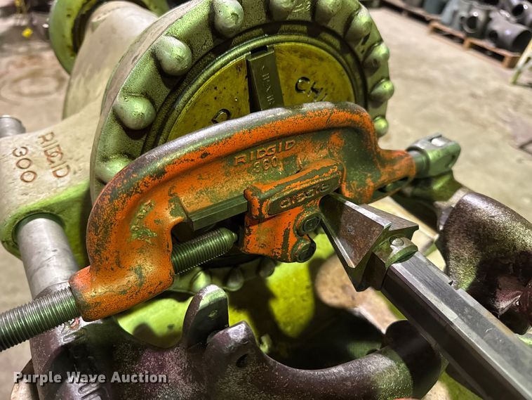 image for item EN0593 Ridgid 300 pipe threader