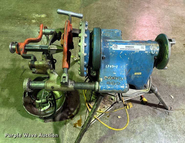 image for item EN0594 Ridgid 300 pipe threader