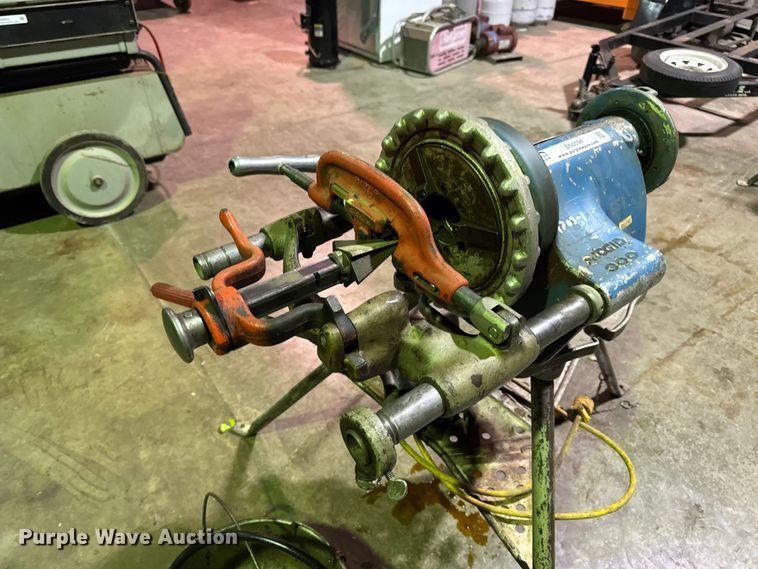 image for item EN0594 Ridgid 300 pipe threader