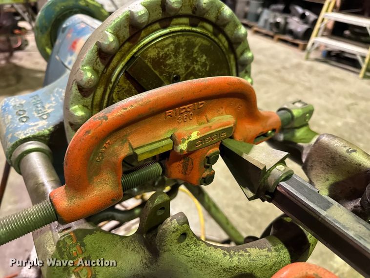 image for item EN0594 Ridgid 300 pipe threader