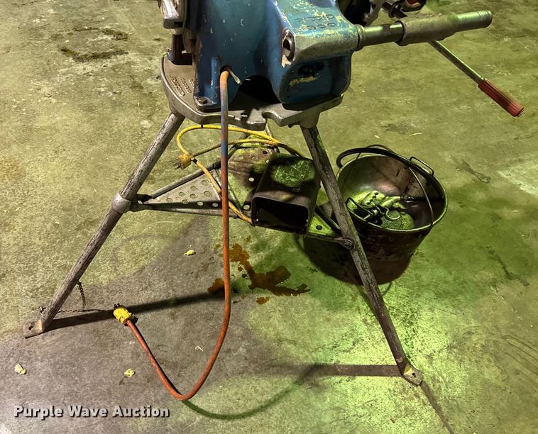 image for item EN0594 Ridgid 300 pipe threader