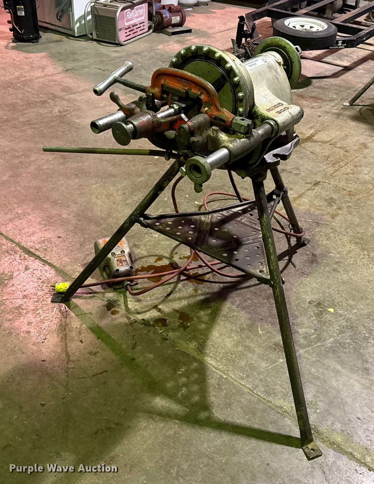 image for item EN0595 Ridgid 300 pipe threader