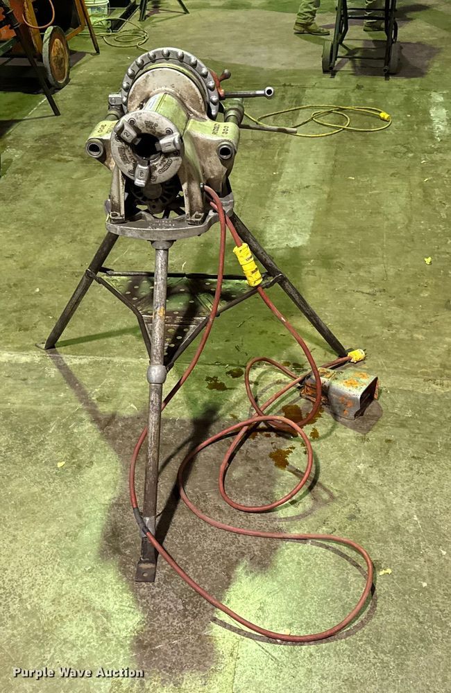 image for item EN0595 Ridgid 300 pipe threader