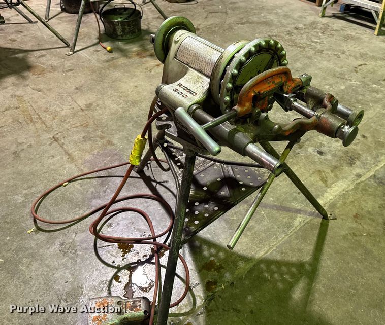 image for item EN0595 Ridgid 300 pipe threader