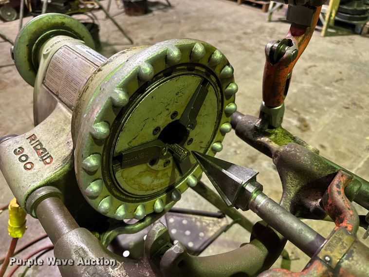 image for item EN0595 Ridgid 300 pipe threader