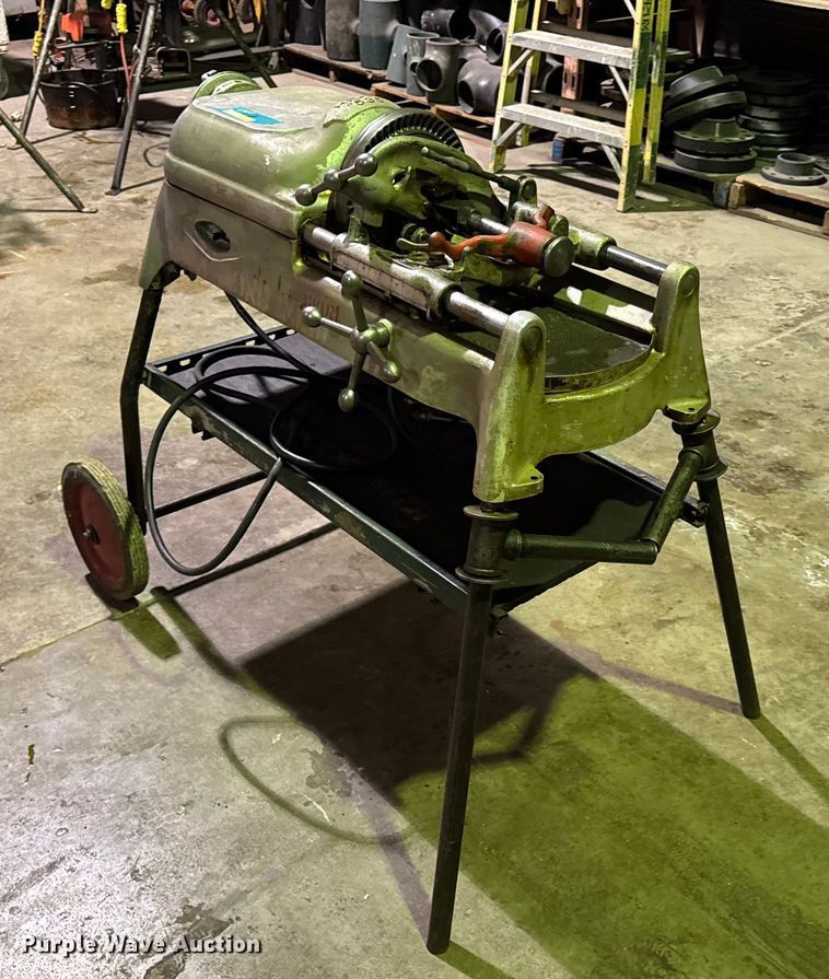 image for item EN0596 Ridgid 535 pipe threader