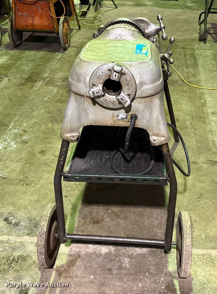 image for item EN0596 Ridgid 535 pipe threader