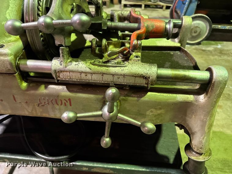 image for item EN0596 Ridgid 535 pipe threader