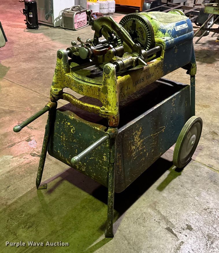 image for item EN0597 Ridgid 535 pipe threader