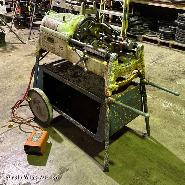 image for item EN0597 Ridgid 535 pipe threader