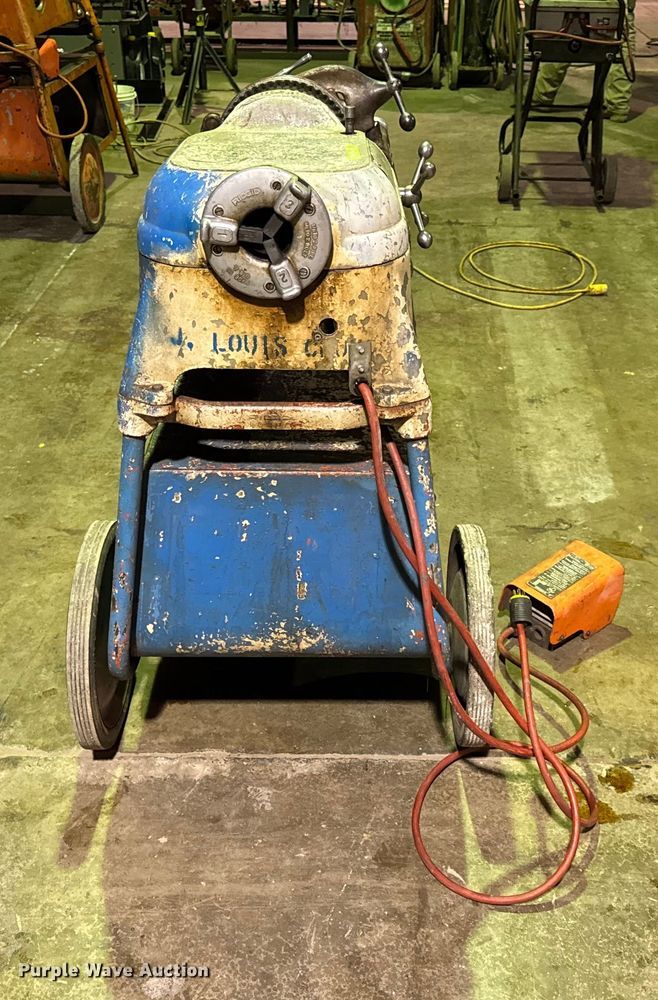 image for item EN0597 Ridgid 535 pipe threader