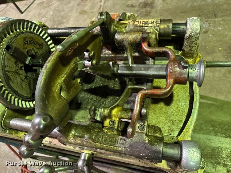 image for item EN0597 Ridgid 535 pipe threader