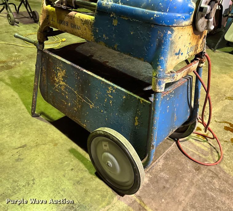 image for item EN0597 Ridgid 535 pipe threader