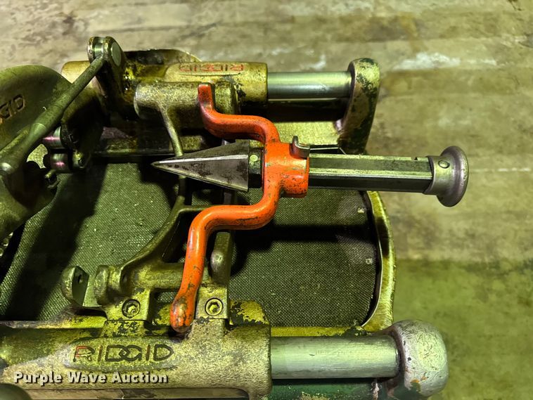 image for item EN0598 Ridgid 535 pipe threader