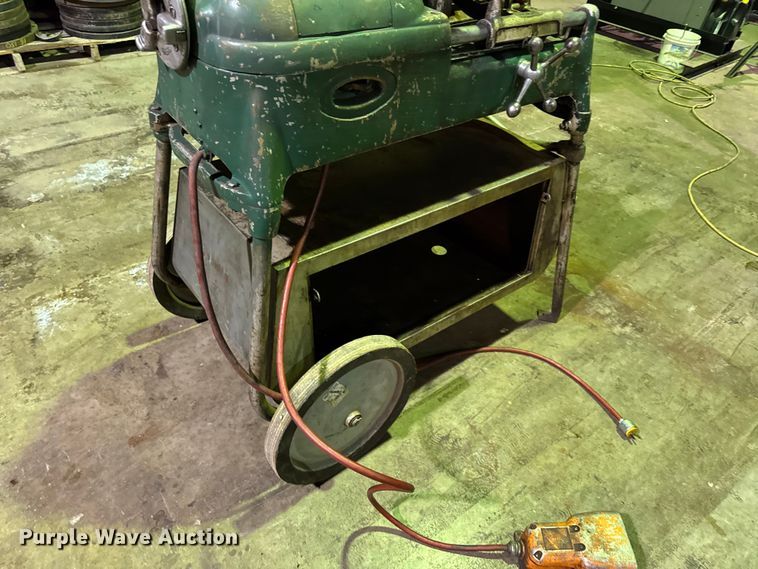 image for item EN0598 Ridgid 535 pipe threader