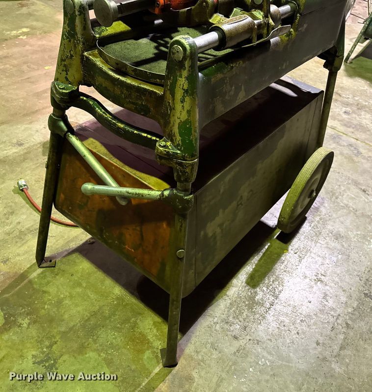 image for item EN0598 Ridgid 535 pipe threader