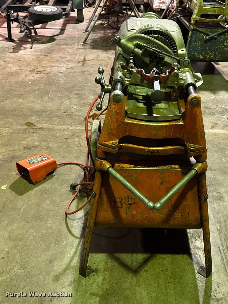 image for item EN0599 Ridgid 535 pipe threader