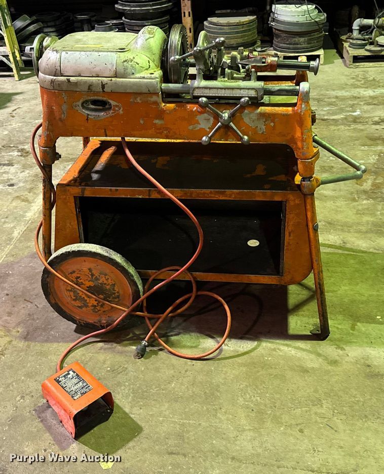 image for item EN0599 Ridgid 535 pipe threader