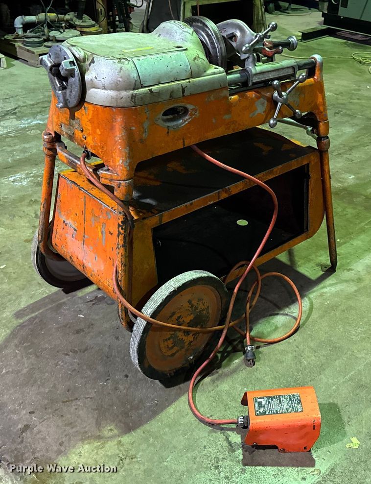 image for item EN0599 Ridgid 535 pipe threader