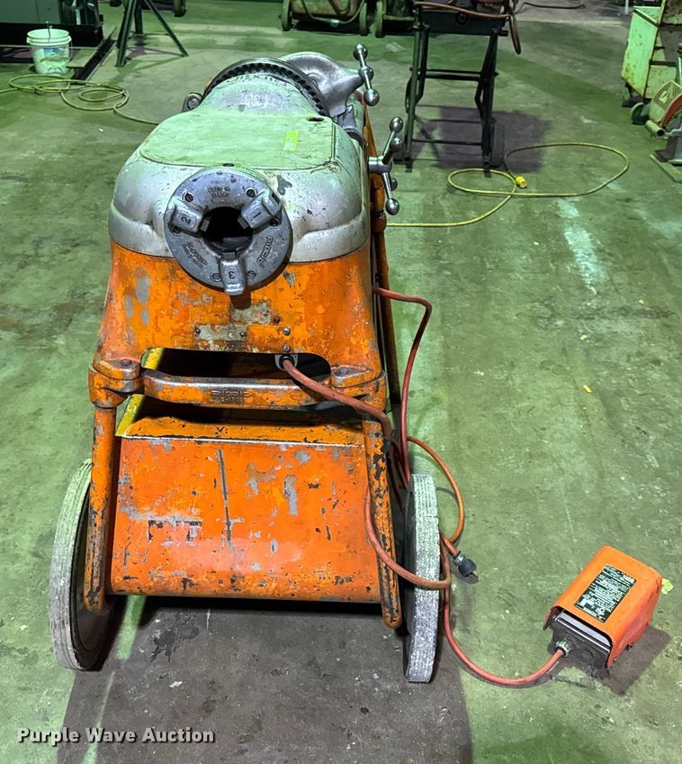 image for item EN0599 Ridgid 535 pipe threader