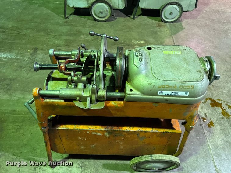 image for item EN0599 Ridgid 535 pipe threader