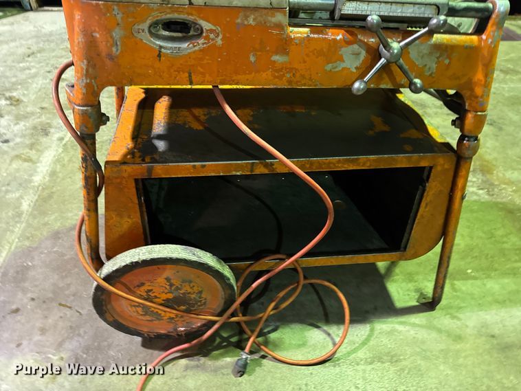 image for item EN0599 Ridgid 535 pipe threader