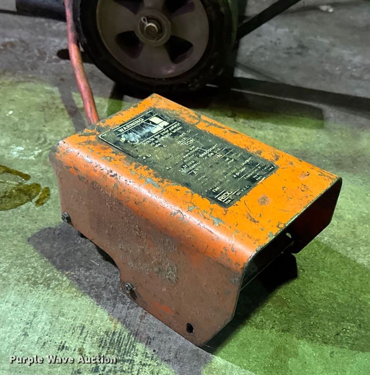 image for item EN0600 Ridgid 1822I pipe threader