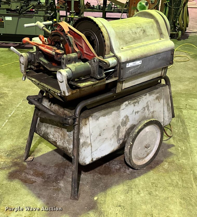 image for item EN0601 Ridgid 1224 pipe threader