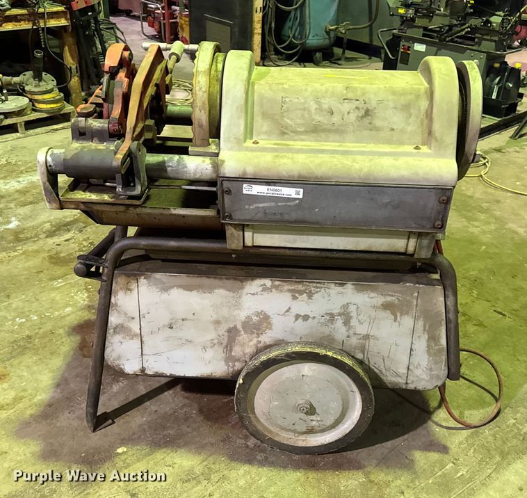 image for item EN0601 Ridgid 1224 pipe threader