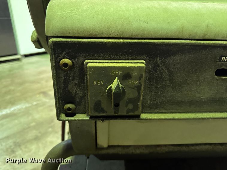 image for item EN0601 Ridgid 1224 pipe threader