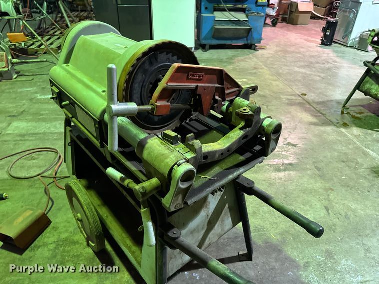 image for item EN0602 Ridgid 1224 pipe threader