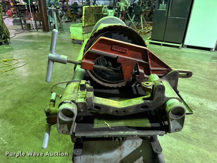 image for item EN0602 Ridgid 1224 pipe threader