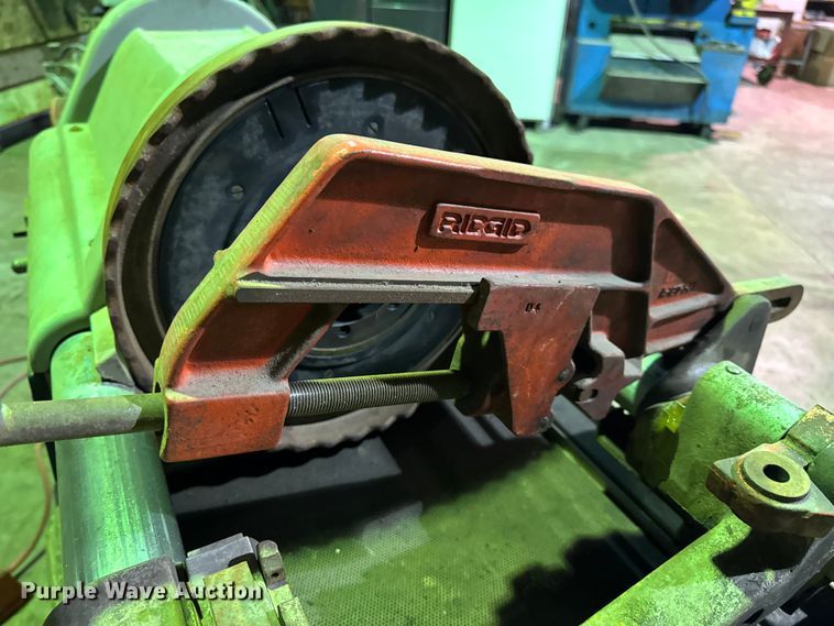 image for item EN0602 Ridgid 1224 pipe threader