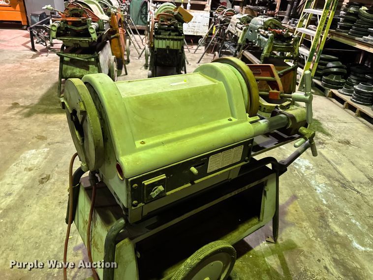 image for item EN0602 Ridgid 1224 pipe threader