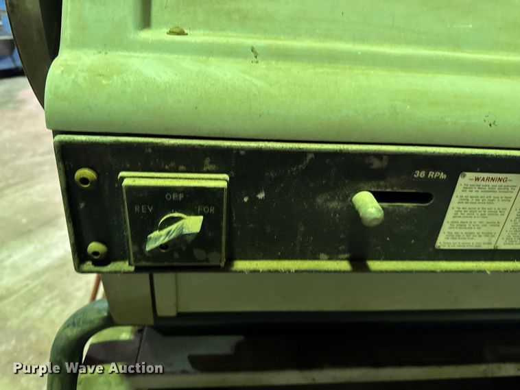 image for item EN0602 Ridgid 1224 pipe threader