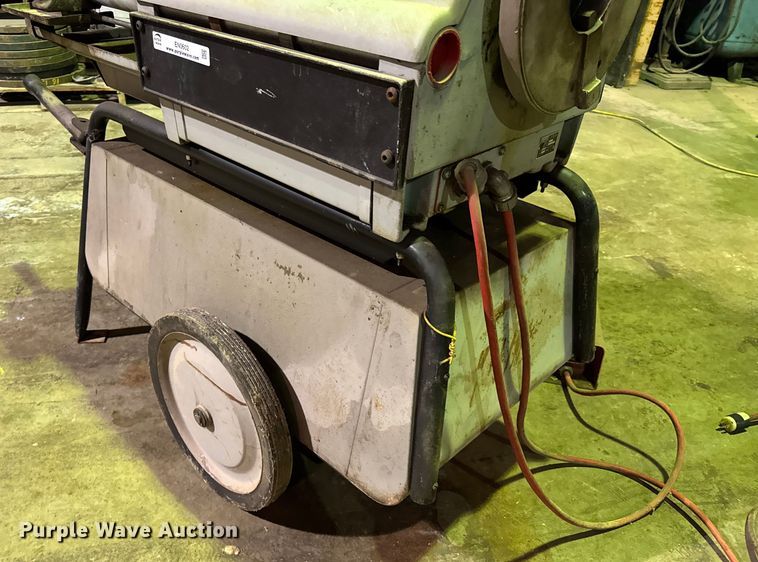 image for item EN0602 Ridgid 1224 pipe threader